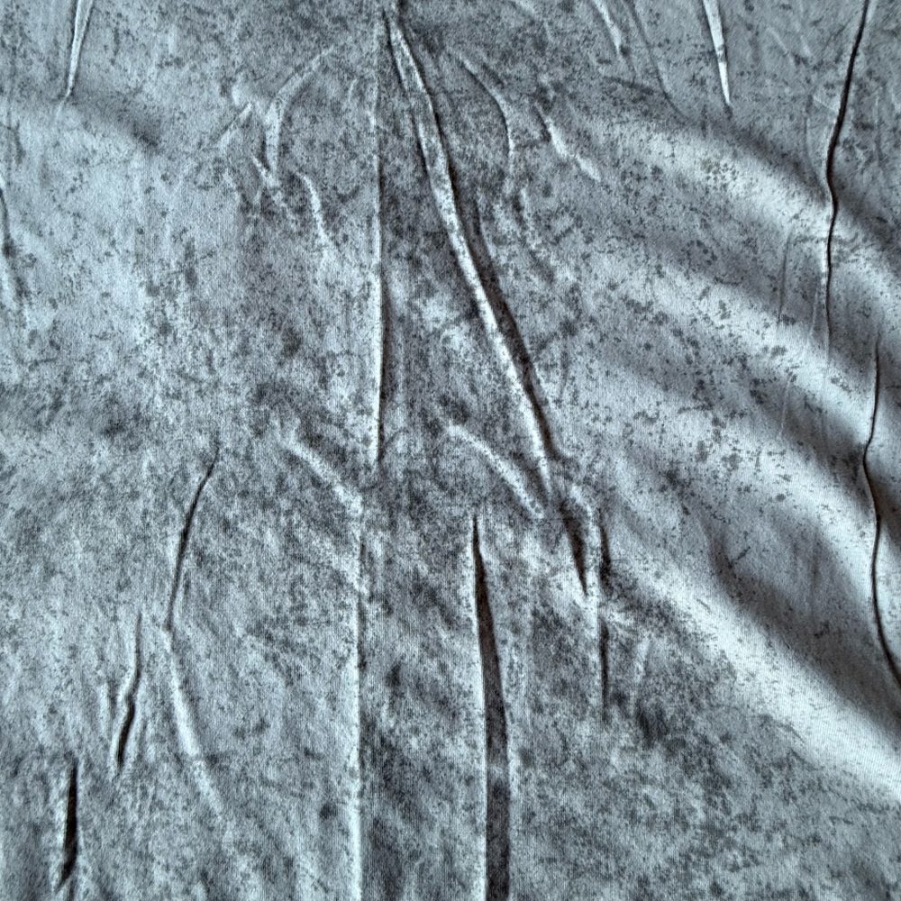 Lululemon Performance Shirt, Medium - Picture 6 of 6